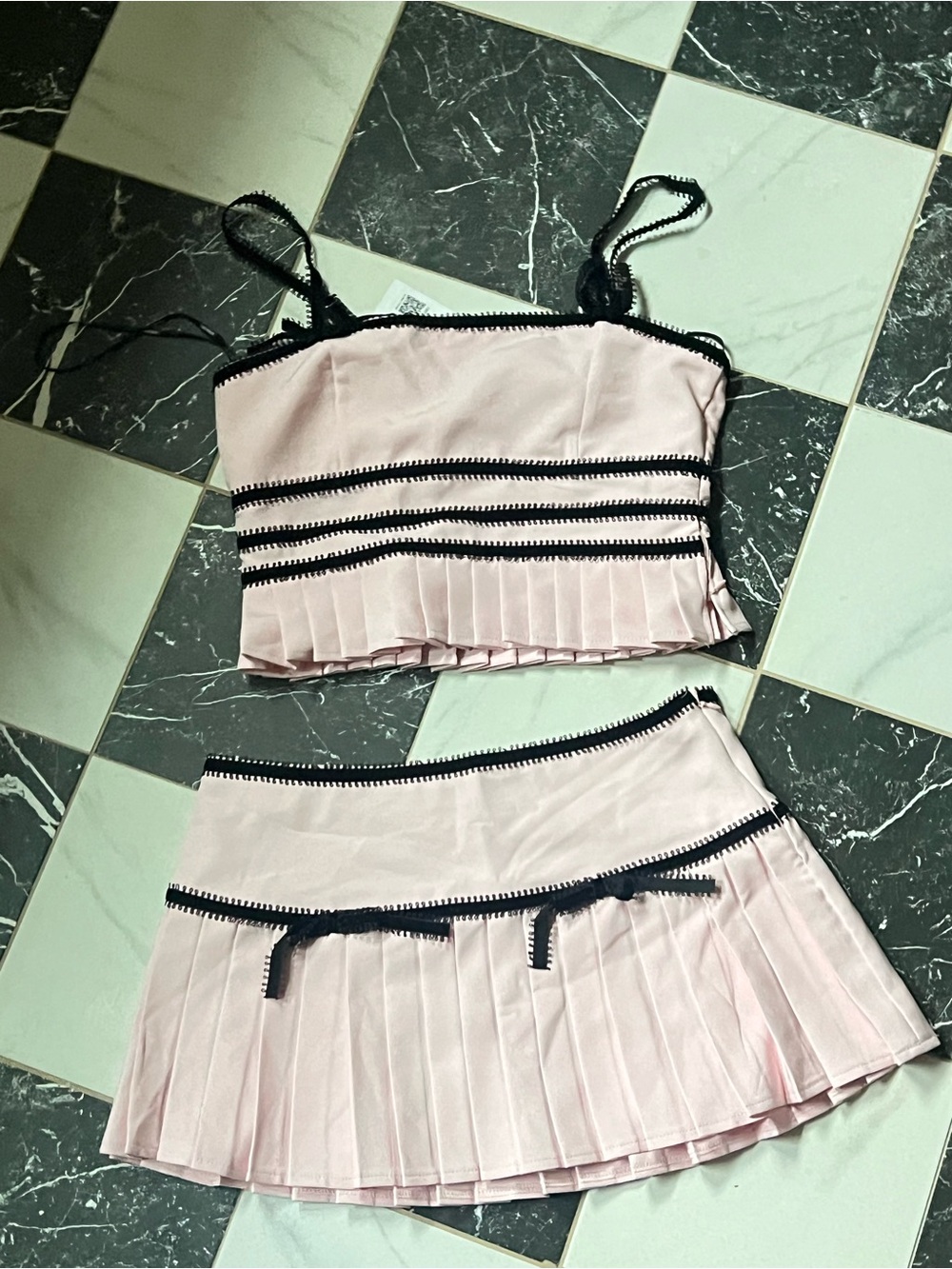 Forever 21 Light Pink Pleated Mini Skirt Set with Black Trim